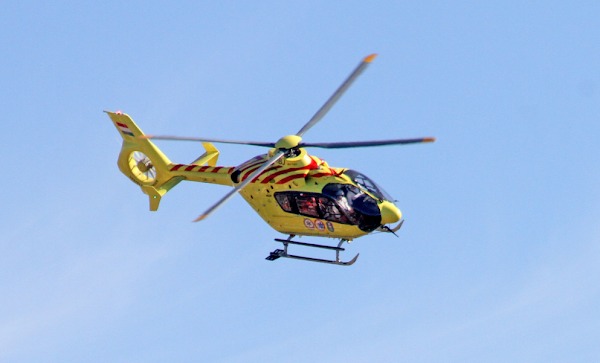 Nagy a baj! Már mentő, tűzoltó, mentőhelikopter a helyszínen – Hatalmas erőkkel zajlik a mentés