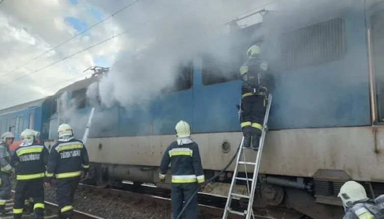 Most jött a sokkoló hír! KIGYULLADT egy utasokkal teli személyszállító vonat Magyarországon – Elképesztő, hogy mi okozta a tüzet!! – RÉSZLETEK: